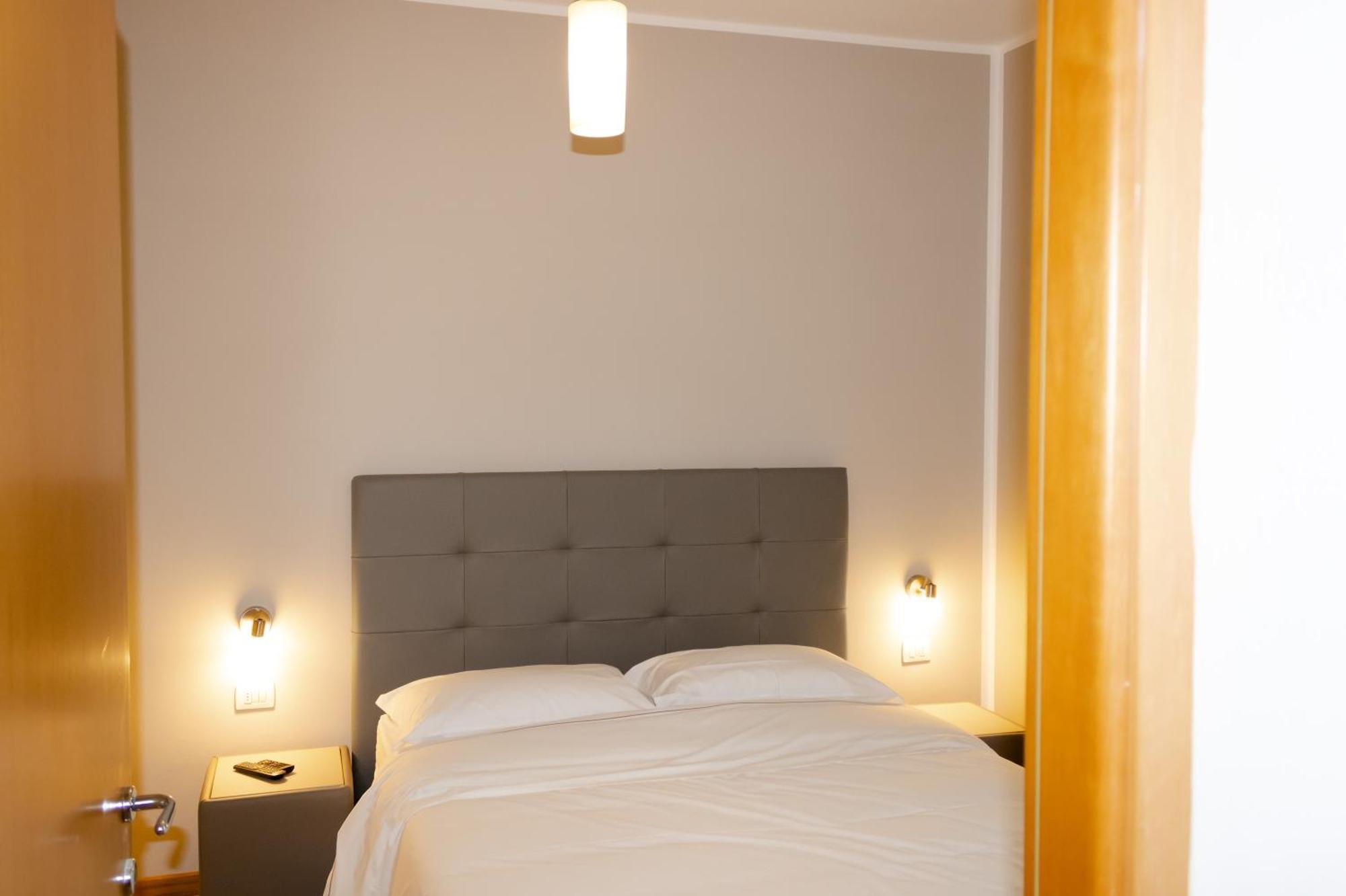 Residence Marittimo Riccione Esterno foto